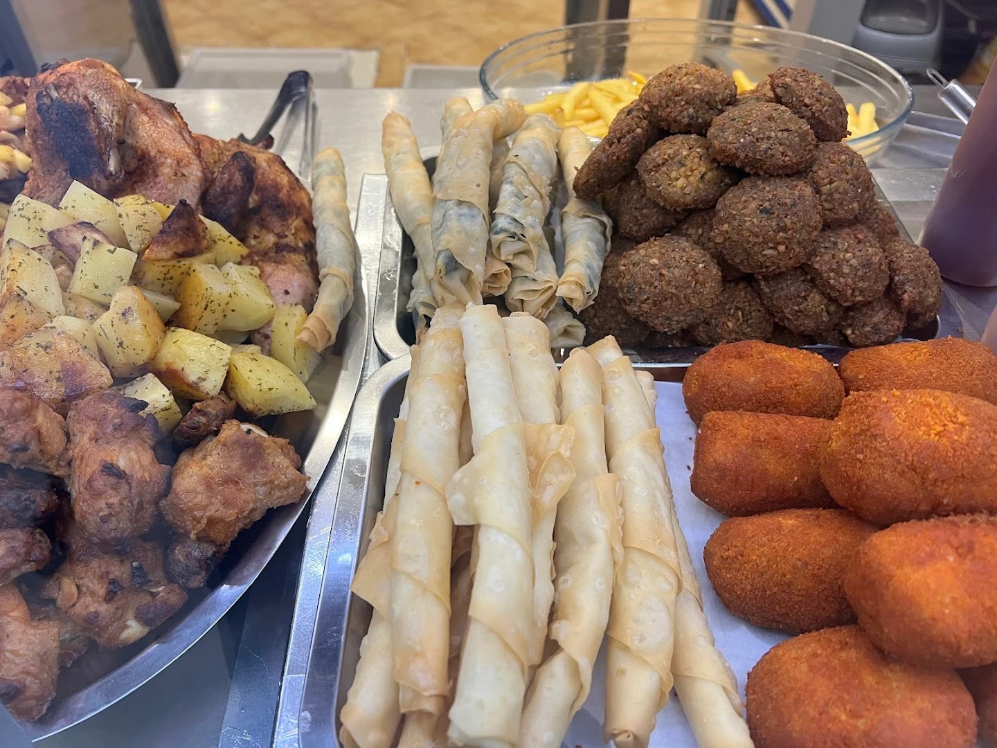 Istanbul Kebab Pizza · Photos 2